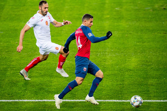 Petar Zanev of Bulgaria and Omar Elabdellaoui of Norway