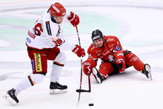 Vita Hästens Henrik Rommel och Modos Oscar Pettersson