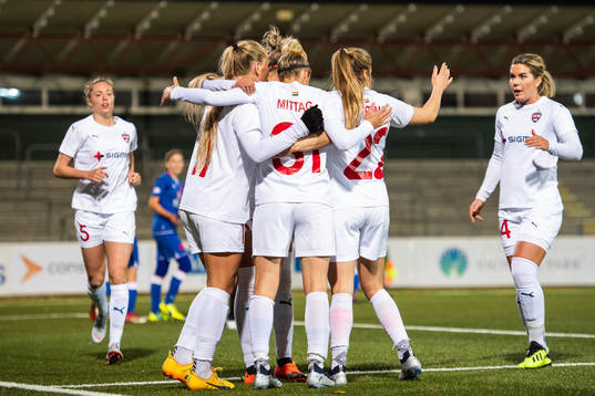 Rosengårds Lisa-Marie Utland jublar