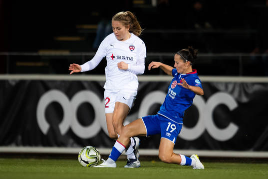 Rosengårds Nathalie Björn och Slavia Petra Divišová