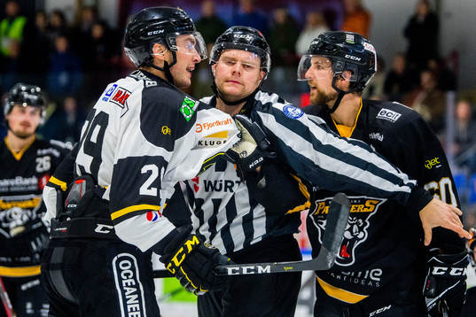 Philip Anthony Lane of Stavanger Oilers and Andreas Engblom