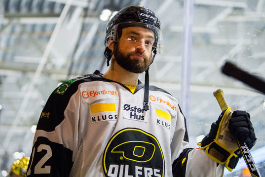 Mats Larsen Mostue of Stavanger Oilers