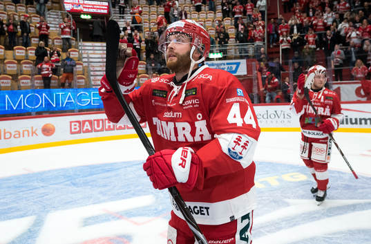 Timrås Mattias Guter jublar