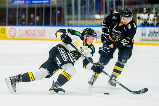 Johannes Johannesen of Stavanger Oilers and Kristoffer