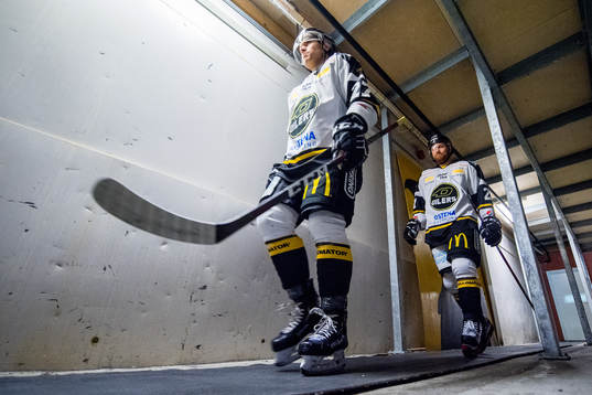 Henrik Medhus of Stavanger Oilers