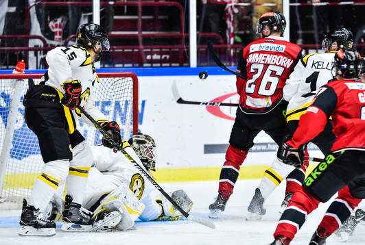 Malmö Redhawks Axel Wemmenborn och Brynäs Simon