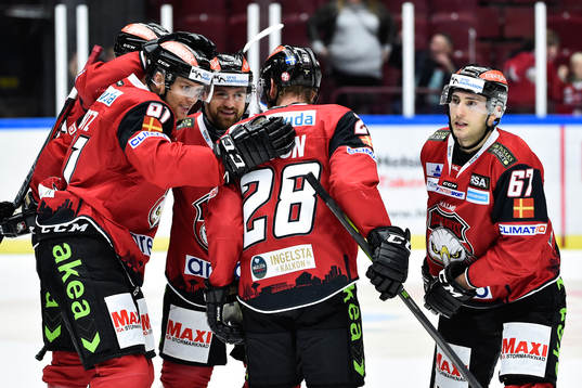 Malmö Redhawks Max Görtz jublar