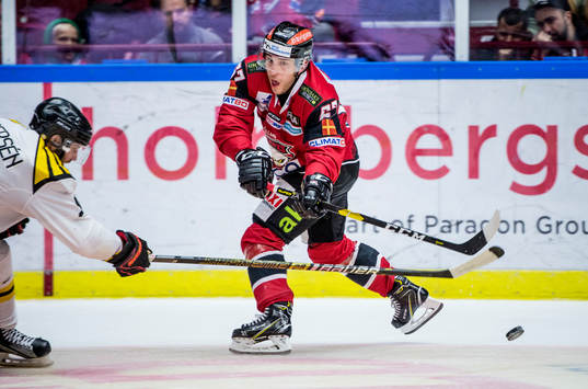 Brynäs Niclas Andersén och Malmö Redhawks Konstantin
