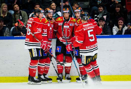 Örebros Marcus Weinstock gör 3-4 och jublar med Jere