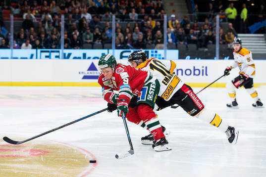 Frölundas Tim Söderlund och Luleås Einar Emanuelsson