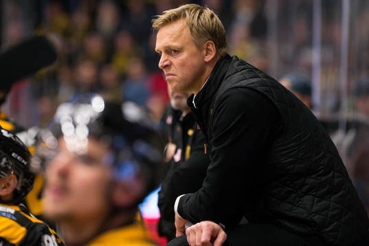 Skellefteås assisterande tränare Bert Robertsson deppar