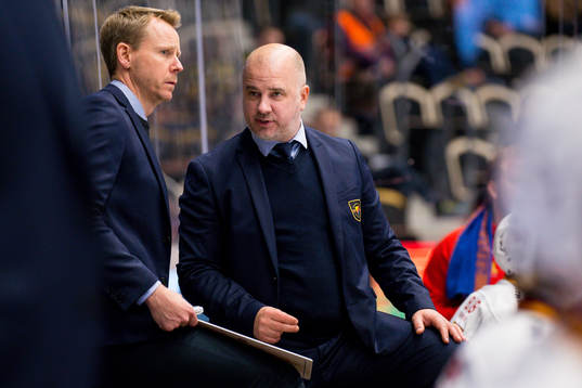 Djurgårdens tränare Robert Ohlsson och assisterande