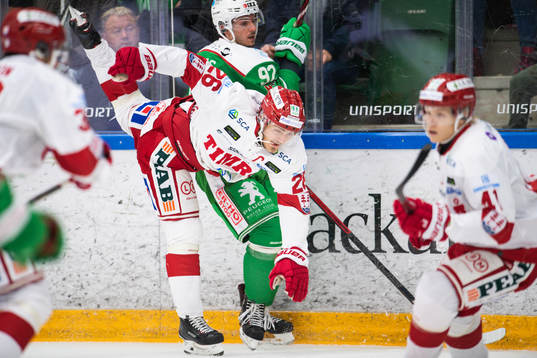 Rögles Christian Thomas och Timrås Hampus Larsson