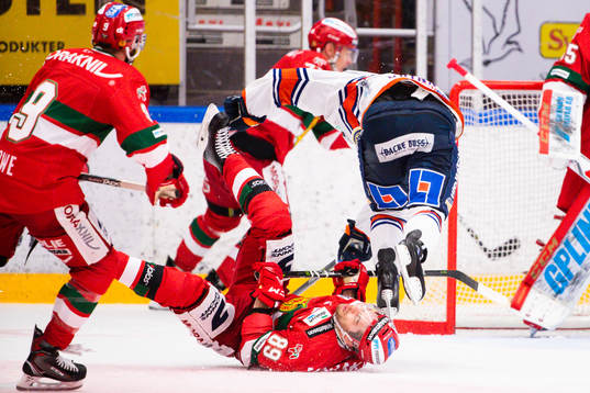 Växjös Brendan Shinnimin och Moras Ryan Johnston