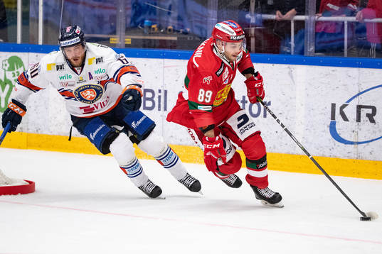 Växjös Erik Josefsson och Moras Ryan Johnston
