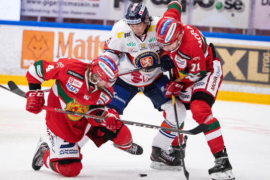 Moras Viktor Amnér och Växjös Dominik Bokk och Moras