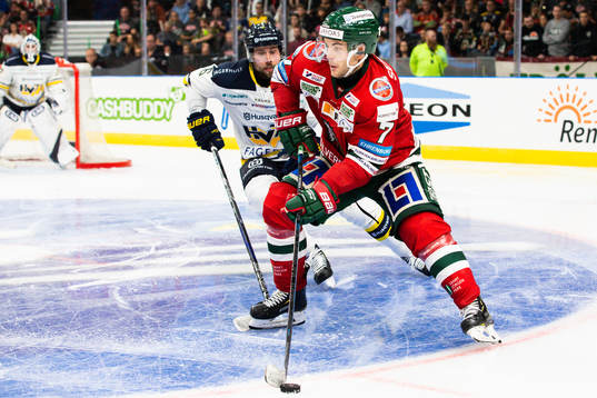 s Christoffer Persson