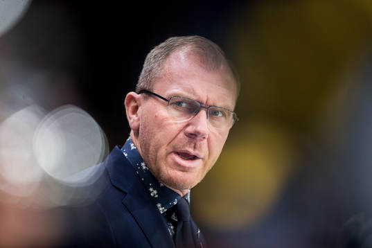 s tränare Johan Lindbom