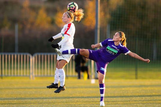 Borgebys Louise Overgaard Persson och Jitex Sarah Mellouk