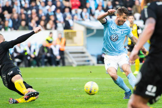 Malmö FFs Markus Rosenberg gör 2-1