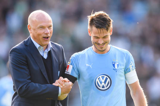 Malmö FFs tränare Uwe Rösler och Markus Rosenberg jublar