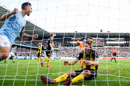 Malmö FFs Arnór Ingvi Traustason jublar