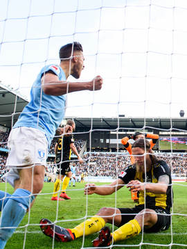 Malmö FFs Arnór Ingvi Traustason jublar