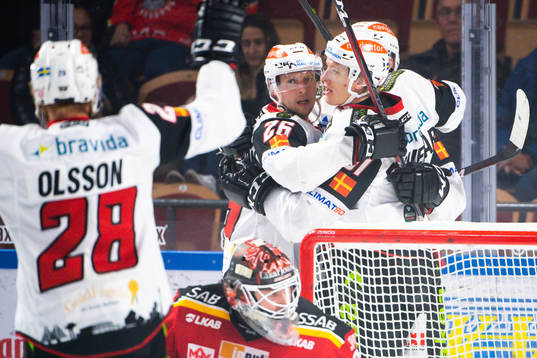 Malmö Redhawks Emil Sylvegård  jublar