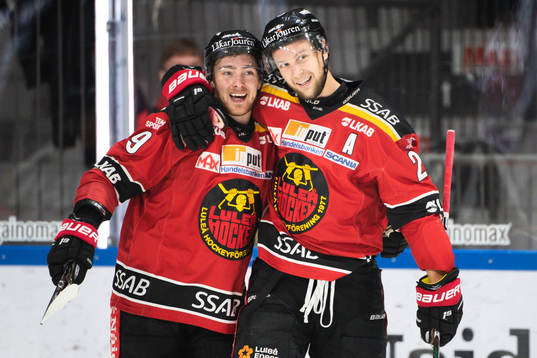 Luleås Johan Forsberg och Johan Harju jublar