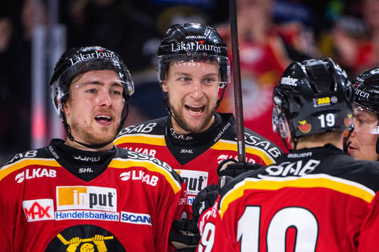 Luleås Johan Harju jublar