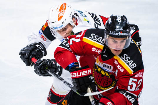 Malmö Redhawks Christoffer Forsberg och Luleås Karl