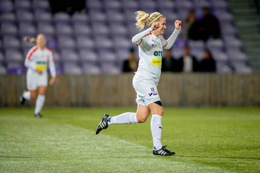 Borgebys Michaela Johnsson jublar
