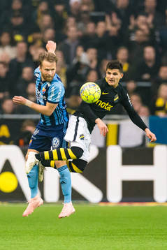 s Tarik Elyounoussi