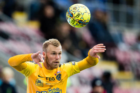 Falkenbergs Per Karlsson med ett inkast