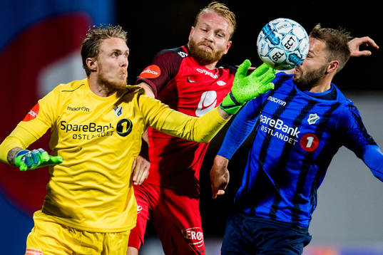Goalkeeper Robert Marcus Sandberg of Stabæk, Henrik