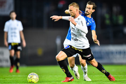 Sirius Christer Gustafsson och Trelleborgs Sebastian Ohlsson