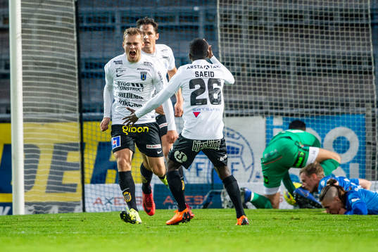 Sirius Sam Lundholm jublar