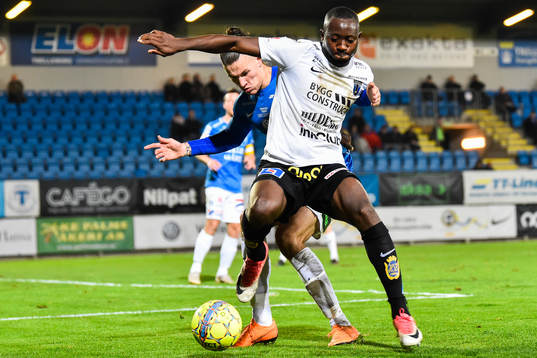 Sirius Moses Ogbu och Trelleborgs Isak Jönsson