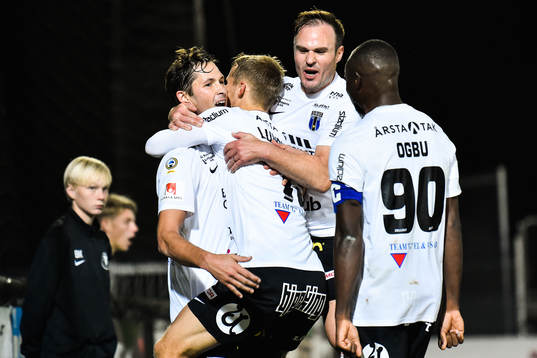 Bläddra bland fler bilder av Fotboll, Allsvenskan, Trelleborg - Sirius