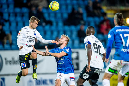 Sirius Sam Lundholm i nickduell med Trelleborgs Robin