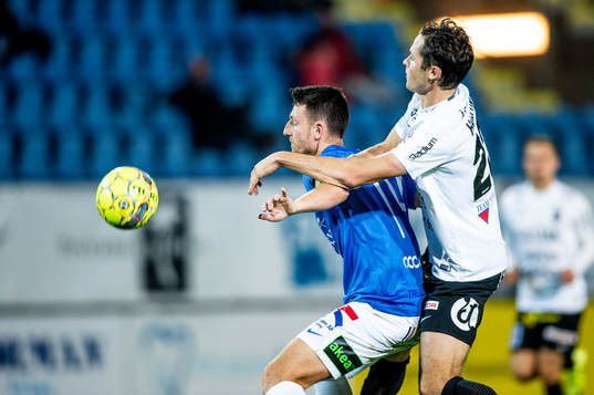 Trelleborgs Alexander Blomqvist mot Sirius Philip Haglund