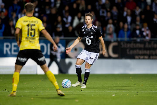 Erik Brenden of Lillestrøm and Vegar Eggen Hedenstad of