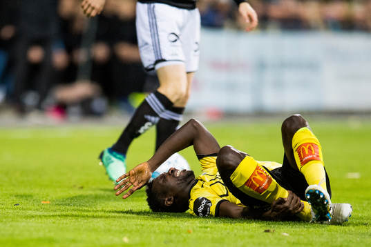Ifeanyi Mathew of Lillestrøm with an injury