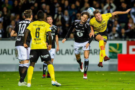 Marius Lundemo of Rosenborg and Thomas Lehne Olsen of