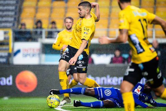 Elfsborgs Ibrahim Dresevic och Sundsvalls Maic Sema