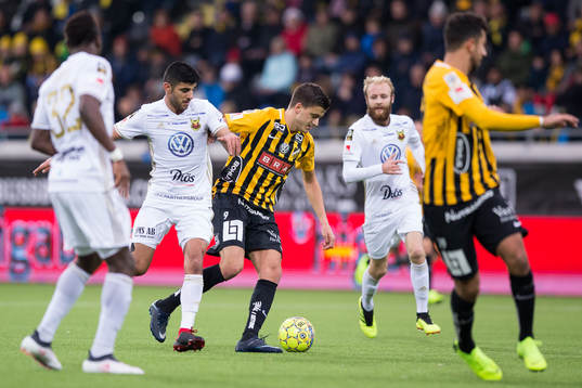 Östersunds Rewan Amin och Häckens Alexander Jeremejeff