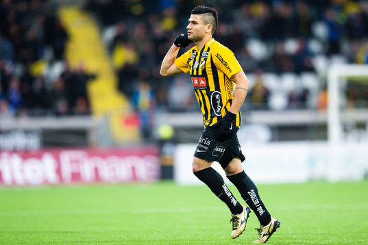 Häckens Paulinho jublar