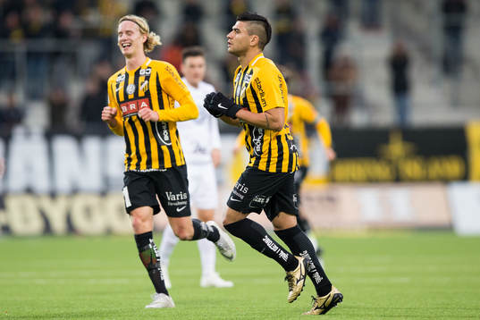 Häckens Paulinho jublar