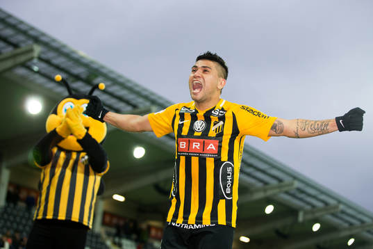 Häckens Paulinho jublar