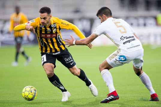 Häckens Mervan Celik mot Östersunds Rewan Amin